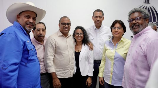Indotel invertirá 60 millones de pesos en emisoras fronterizas para dominicanizar espectro radiofónico en la zona