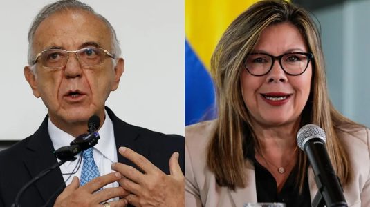 Combo de fotografías de archivo donde aparecen el exministro de Defensa y embajador designado de Colombia en el Vaticano, Iván Velásquez, y la fiscal general de Colombia, Luz Adriana Camargo, en Bogotá (Colombia).
