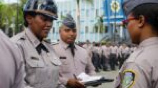Inspectoría General inspecciona y orienta a 300 agentes en jornada realizada en el Palacio de la Policía Nacional
