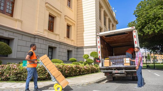 Documentos del archivo histórico del Palacio Nacional son transferidos al AGN