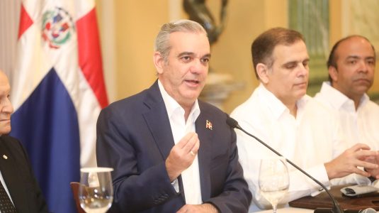 Presidente Abinader juramenta Comité Científico del HUB de Innovación Punta Bergantín que impulsará el desarrollo nacional