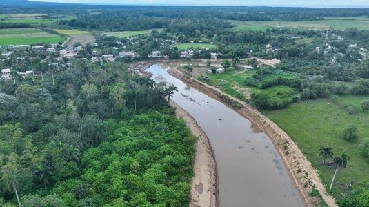INDRHI anuncia mantenimiento a sistema de riego en Bajo Yuna; coordina con regantes cierre de canal Aglipo I