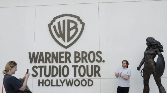 Paramount oficializa la compra de Warner por 110.000 millones de dólares