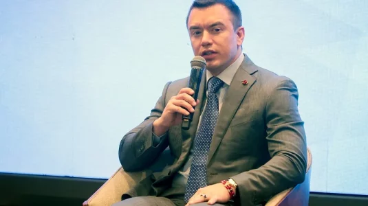 Noboa reforma el régimen de zonas francas para impulsar el desarrollo tecnológico en Ecuador