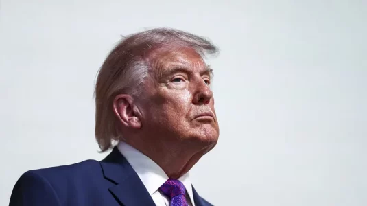 JJL001-USA-TRUMP-HEALTHCARE