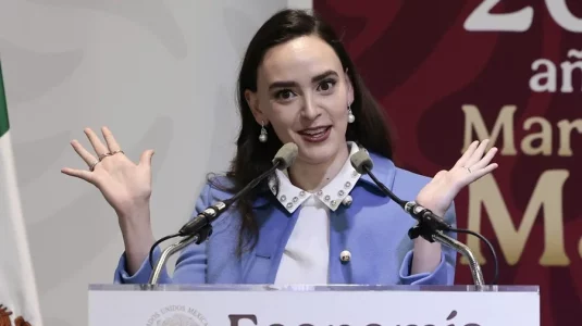 La principal asesora de Sheinbaum pide a los empresarios más inversión en México