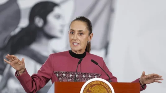 La presidenta Sheinbaum pide a EE.UU. que no usen a México en campañas electorales tras comentarios de un congresista