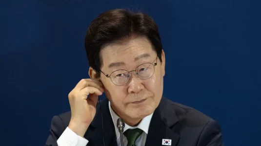 El presidente surcoreano visita Chile: «El tratado de libre comercio debe evolucionar»