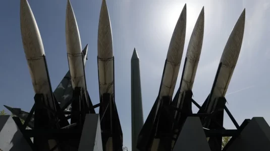 Corea del Norte lanza al menos un misil balístico hacia el mar de Japón tras criticas a Tokio